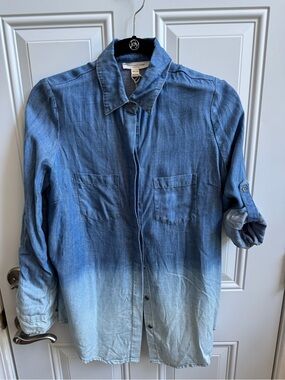 Beach Lunch Lounge Dip-Dye Chambray Button-Up Shirt in Blue Ombre